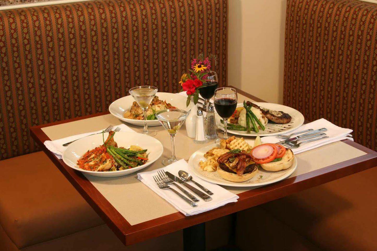 Hilton Garden Inn Pittsburgh University Place Restaurante foto